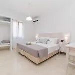 Elia Ii Apartment *