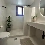 Elia Ii Apartment Melanes