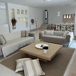 Elia Ii Apartment