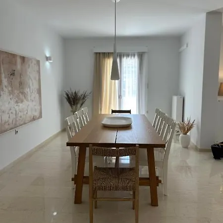 Elia Ii Apartamento *