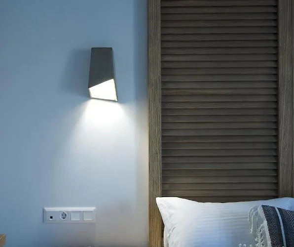 Elia Ii Apartment Mélanes