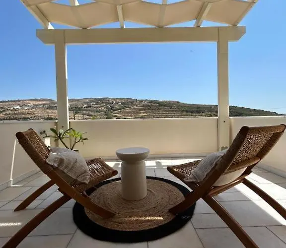 Elia Ii Apartment Mélanes